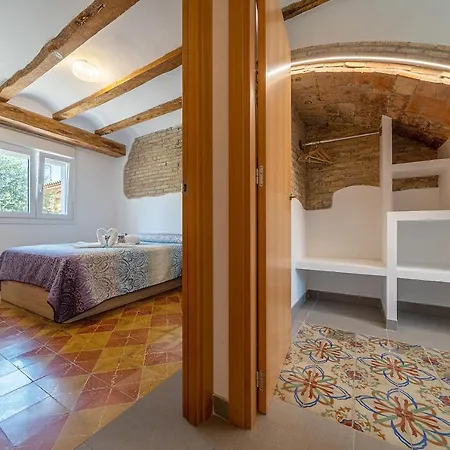 Mestre Holiday home *